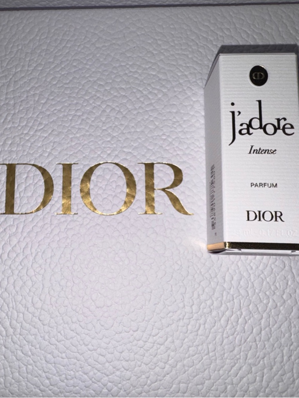 NWT Dior Ivory Vanity Case Platinum Member Welcome Gift Set - Picture 2 of 5